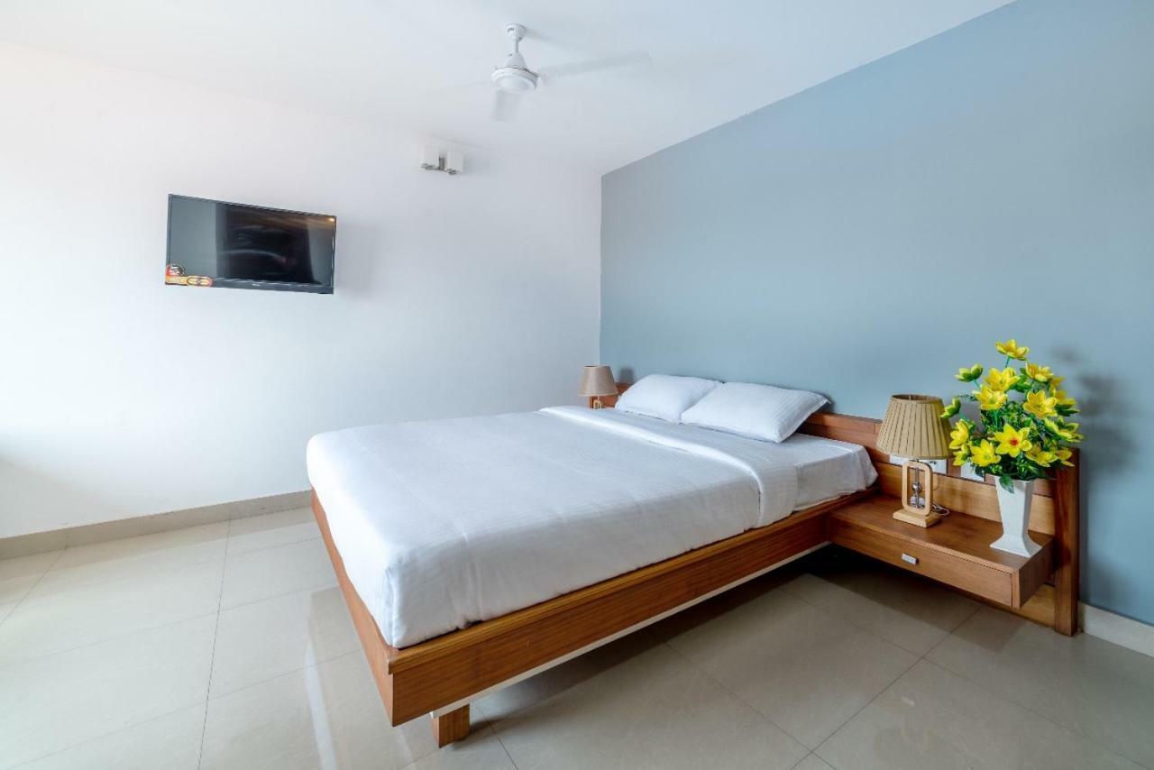 Hotel Bkm International Tellicherry エクステリア 写真